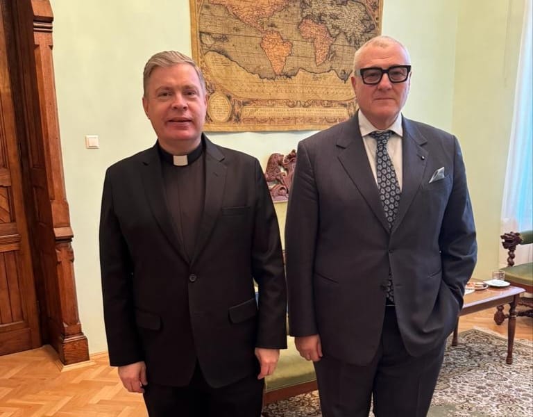 Întâlnire cu însărcinatul cu afaceri ad interim al Nunțiaturii Apostolice din București, Mons. Tuomo T. Vimpari.