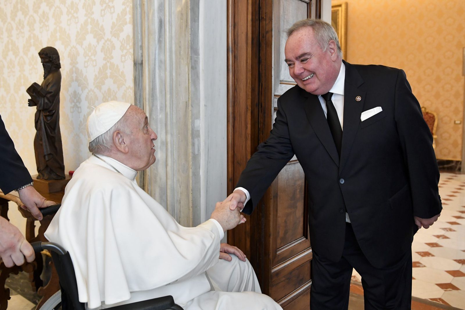 Papa Francisc și Marele Maestru al Ordinului de Malta fac apel la rugăciuni și la întărirea misiunii în sprijinul persoanelor aflate în nevoie